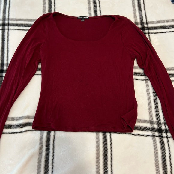 Two double layers tops - Picture 4 of 4